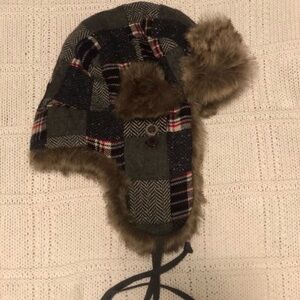 American Eagle Outfitters Trapper Hat